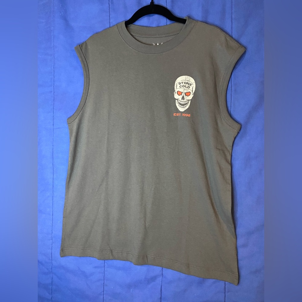 WWE Logo Tank stone cold men’s medium